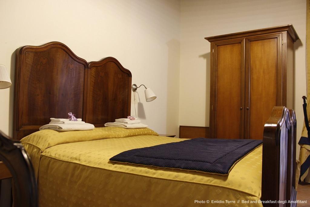 Bed and Breakfast Amalfitani Salerno Centro Екстер'єр фото