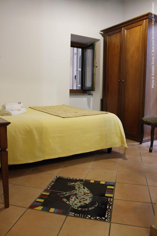 Bed and Breakfast Amalfitani Salerno Centro Номер фото