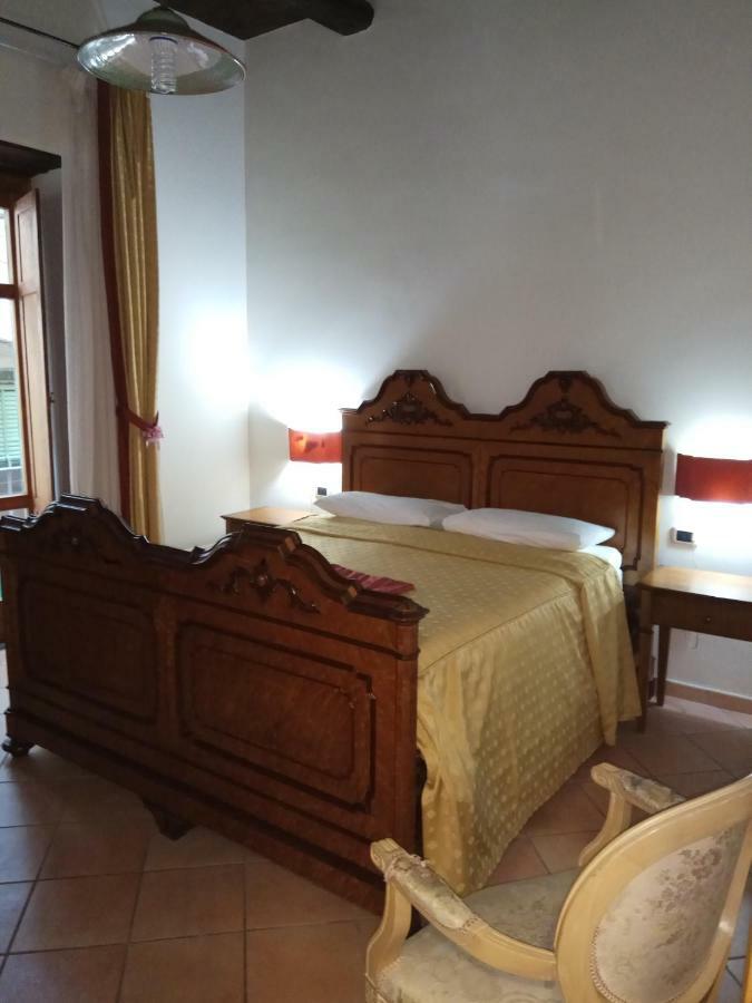 Bed and Breakfast Amalfitani Salerno Centro Екстер'єр фото